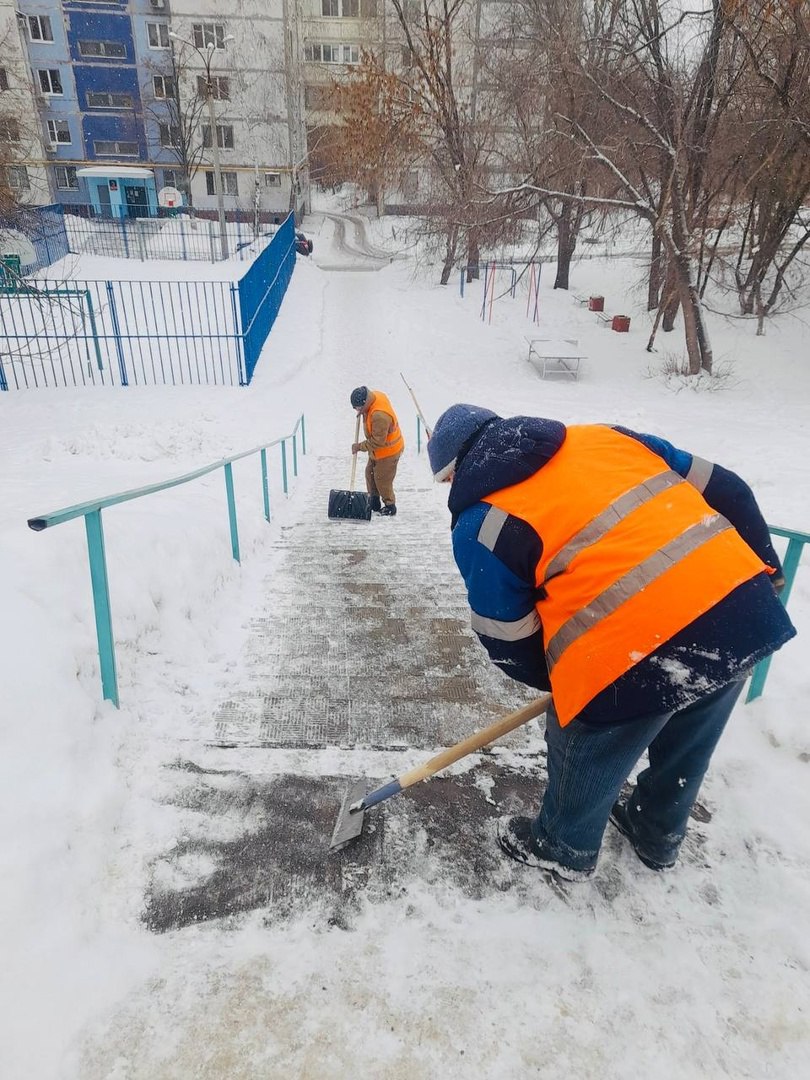 Тсж благоустройство. В Самаре не убирается снег.